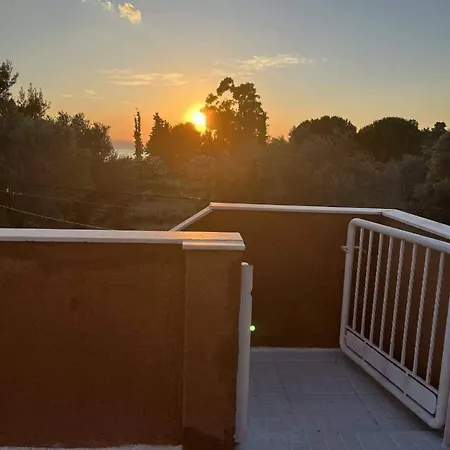 Villa Faros Seaside - 250 Sqm In Of Evia *