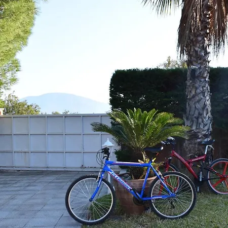 Faros Seaside - 250 Sqm In Of Evia Politika